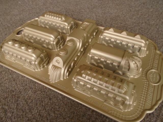 Vintage Nordic Ware Train Baking Pan, Train Cake Pan, 5 Cups