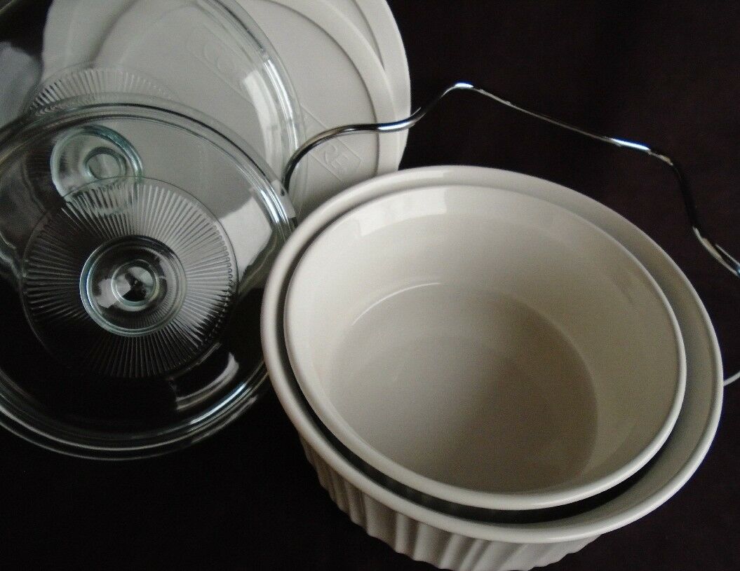 Corningware French White 2.5 Quart Oval Baking Dish with Glass Lid
