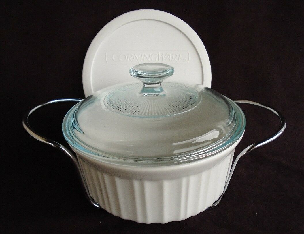 French White Fluted Glass Lid for 1.5-quart Round Baking Dish