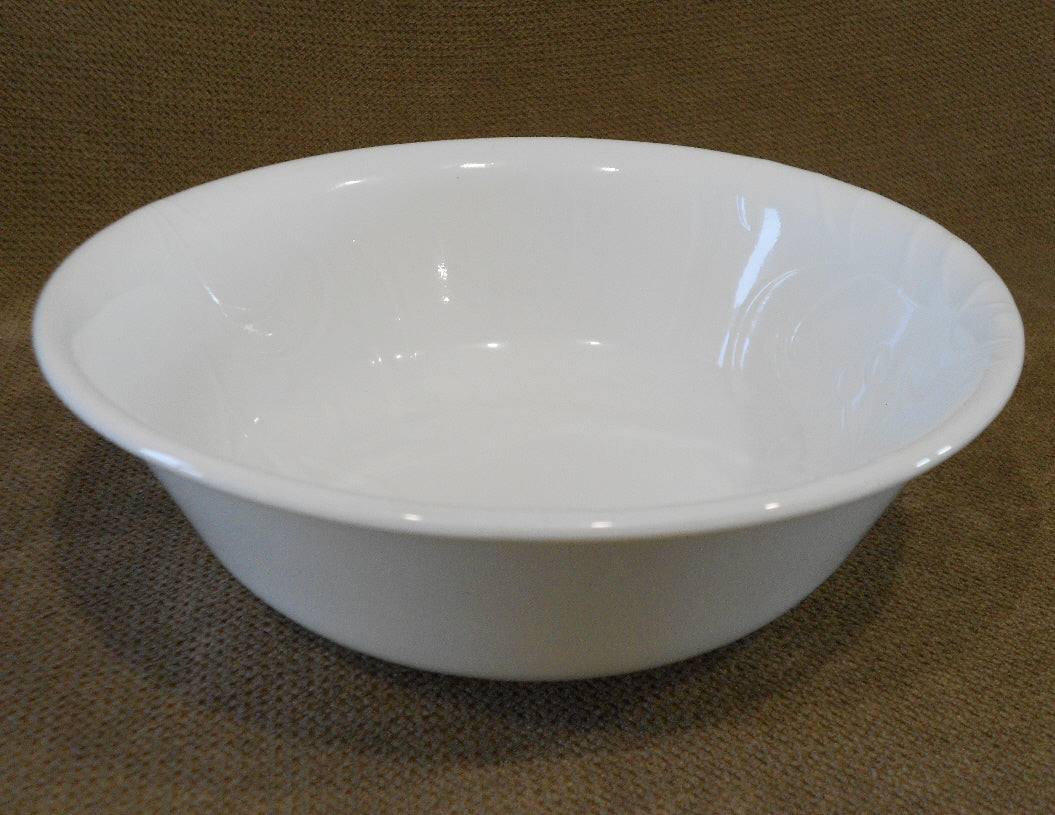 Winter Frost White (Corelle) Soup/Cereal Bowl & Plastic Lid by