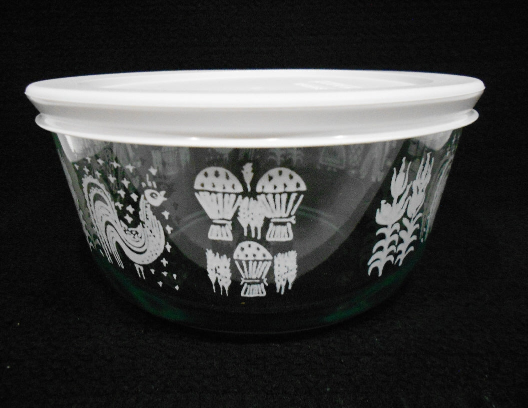 PYREX Amish Butterprint 4 Cup Storage Bowl White Graphics Limited