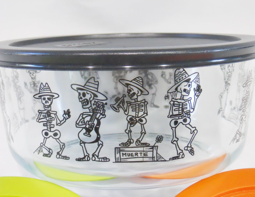 http://tarltonplace.com/cdn/shop/products/Pyrex.Mariachi2_1200x1200.jpg?v=1603043824