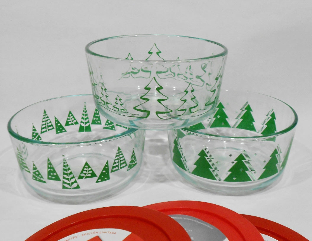 Anchor Hocking Holiday Trees 4-Cup Glass Food Storage Container