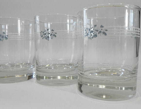 ❤️ 4 HTF Corelle LACE BOUQUET 9-oz ROCKS GLASSES Double Old Fashioned Blue White