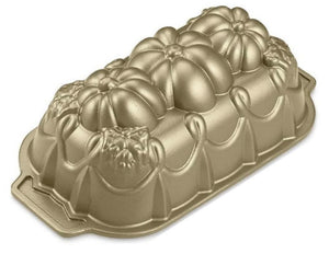 Nordicware ELEGANT PUMPKIN LOAF PAN Autumn 3D Gold-toned SPECIAL Edition *NEW