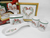 ❤️ 6-pc Corelle CALLAWAY RIBBONS Holiday TABLETOP SET *Spoon Rest Napkin Shakers