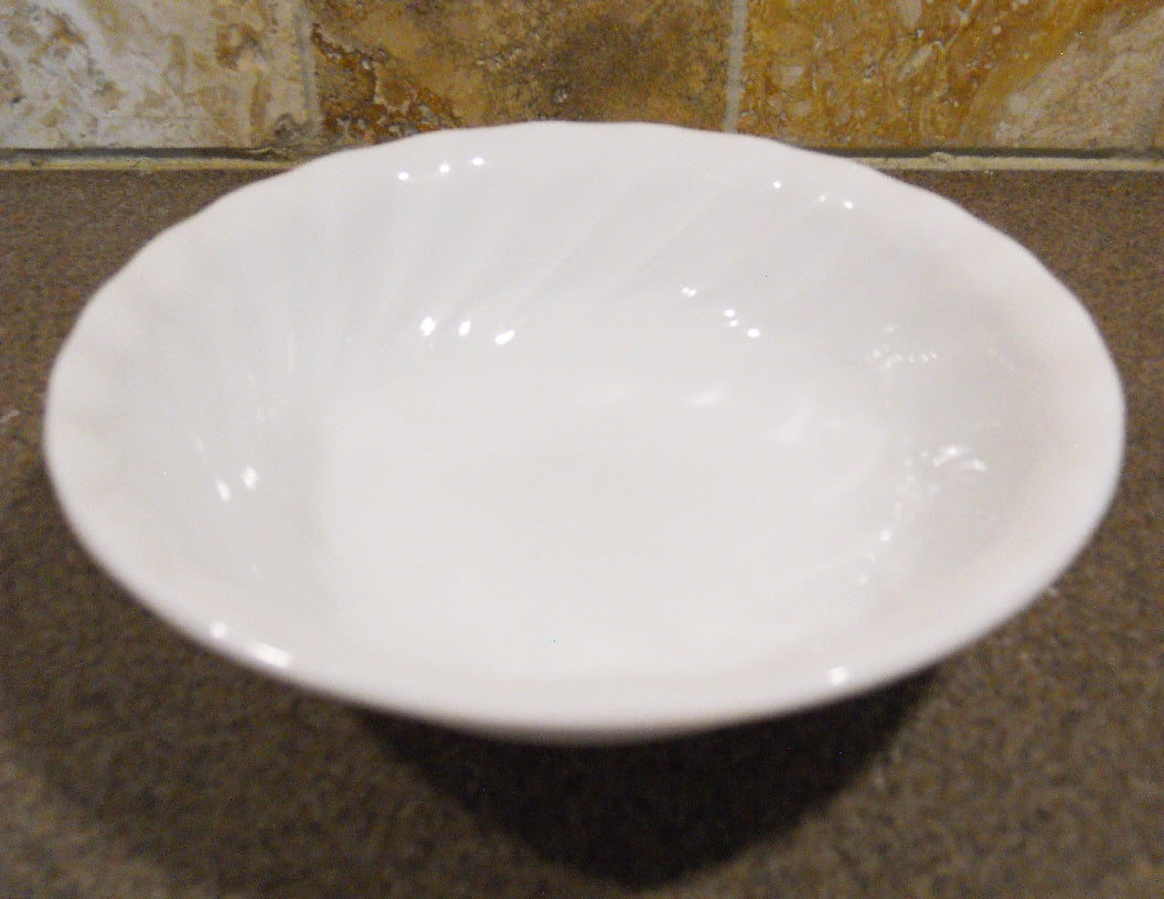 1 Corelle ENHANCEMENTS 10 oz DESSERT BOWL Fruit Berry 5 3 8 White Tarlton Place