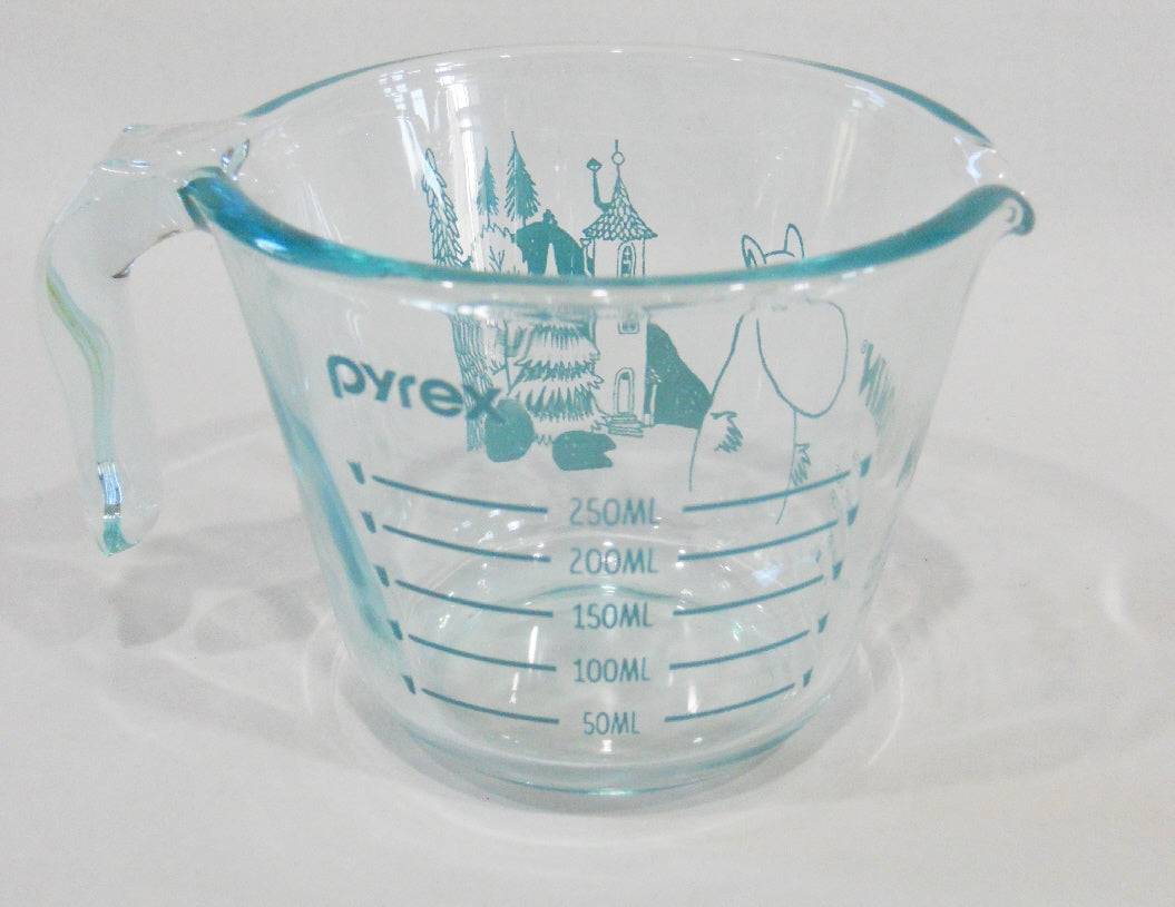 Pyrex Moomin HTF New 2-pc MOOMIN x PYREX Measuring Cup Set *Moomintroll Snorkmaiden ...