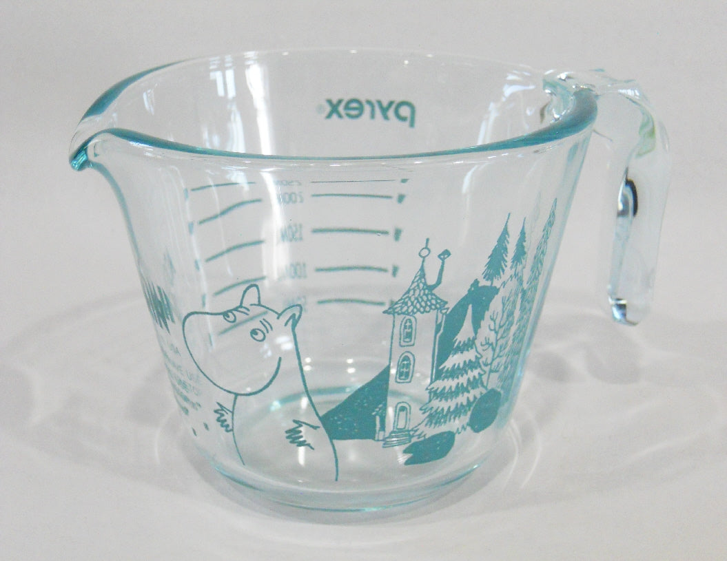 Pyrex Moomin HTF New 2-pc MOOMIN x PYREX Measuring Cup Set *Moomintroll Snorkmaiden ...